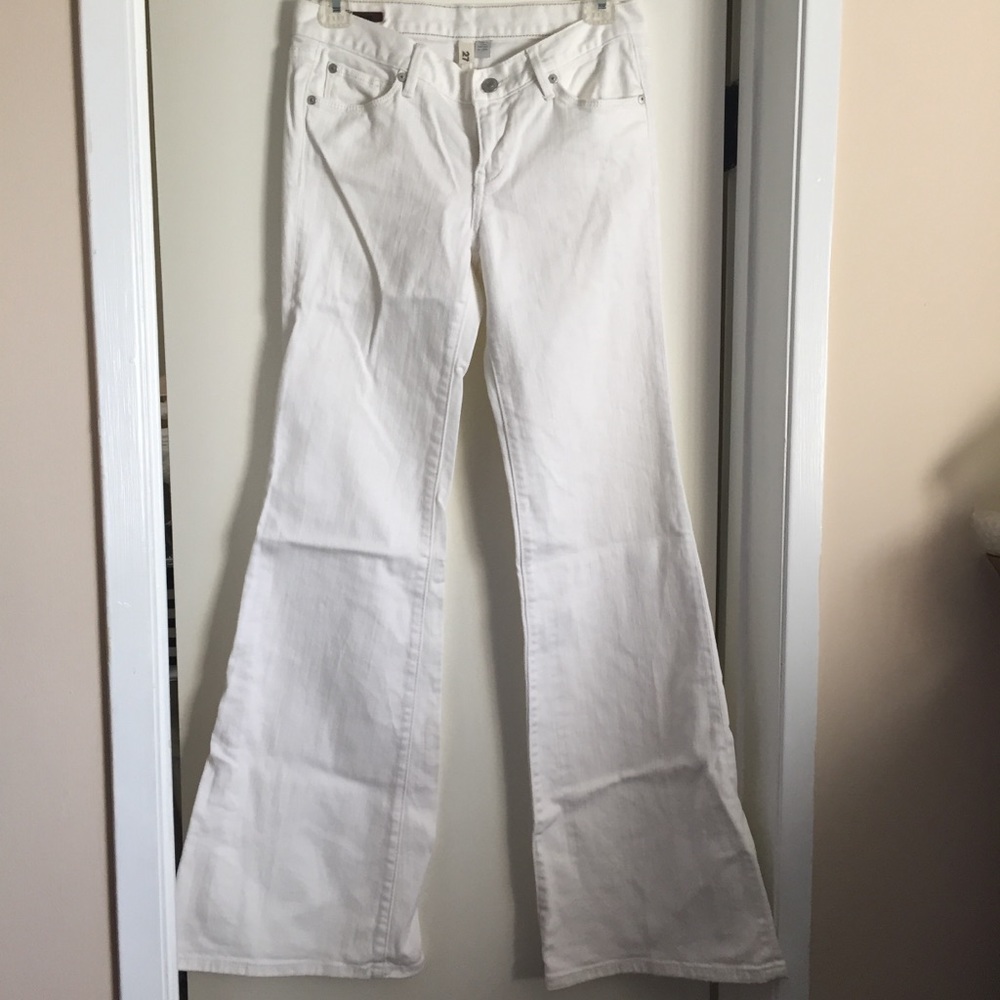 Club Monaco Flare Jeans